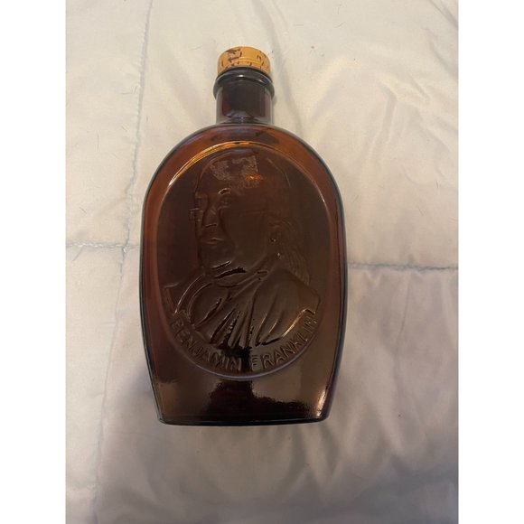 Benjamin Franklin Log Cabin Syrup Bottle 1970 - Picture 5 of 9